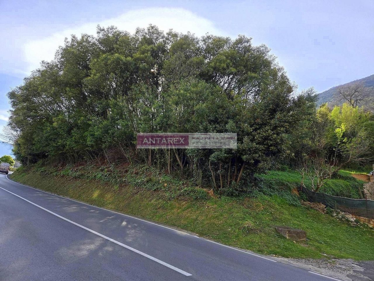 Земля в Биеле, Черногория, 1 601 м² - фото 2