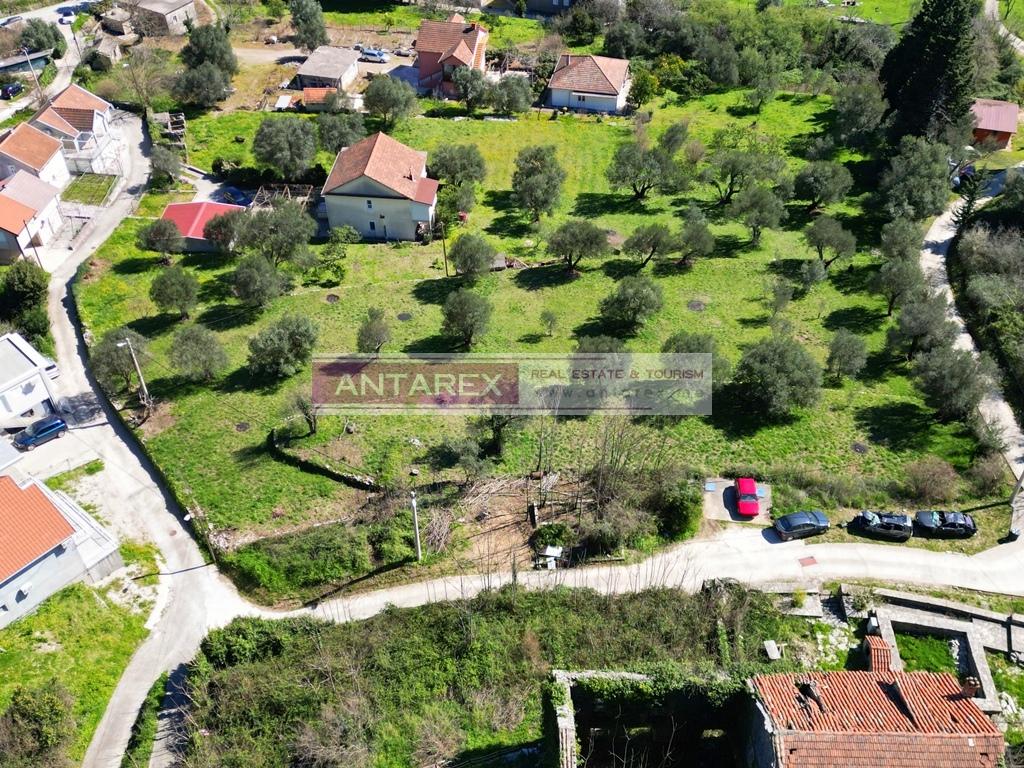 Земля в Каменари, Черногория, 2 540 м² - фото 4