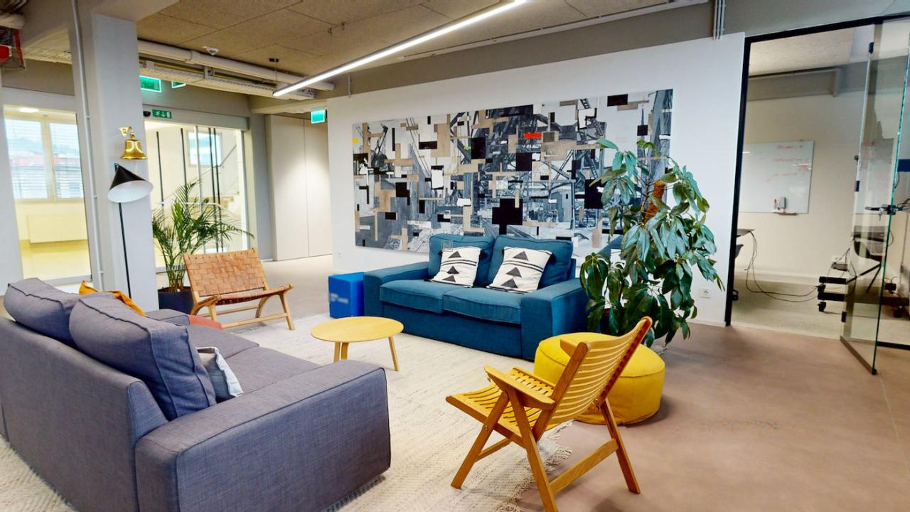 Офис в Любляне, Словения, 608 м² - фото 2