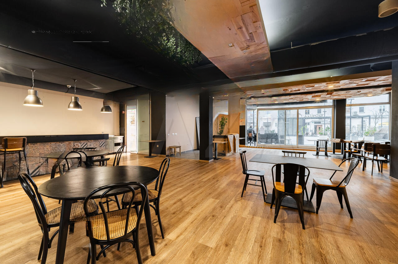 Офис в Любляне, Словения, 614 м² - фото 2