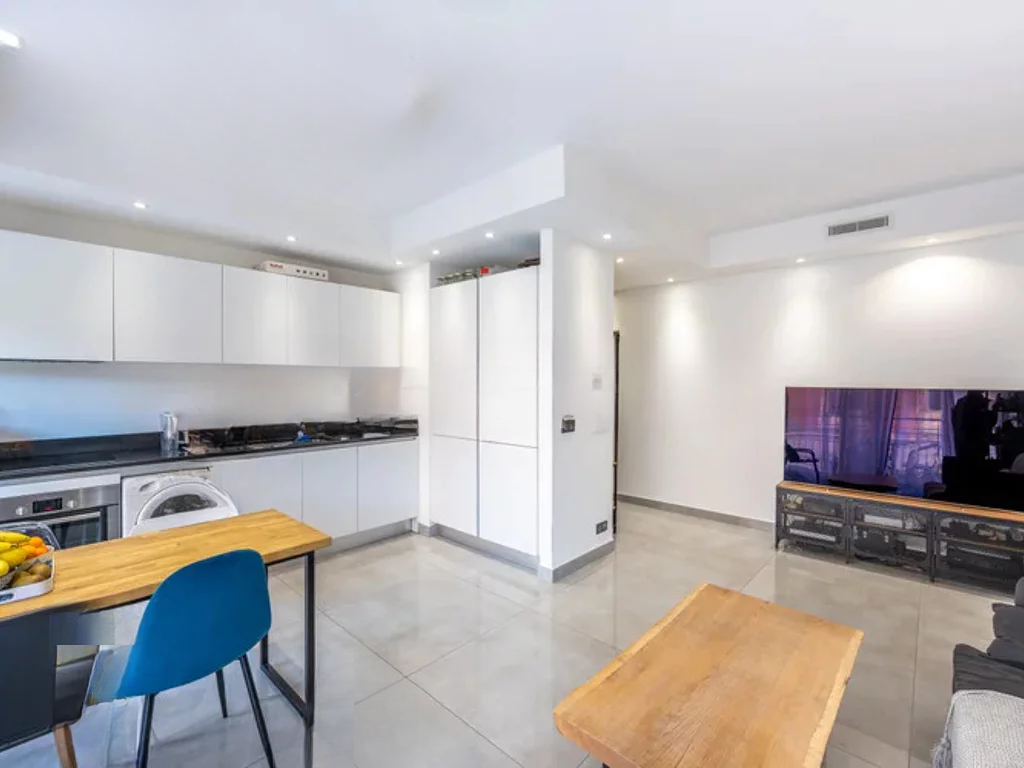 Квартира в Монако, Монако, 95 м² - фото 2