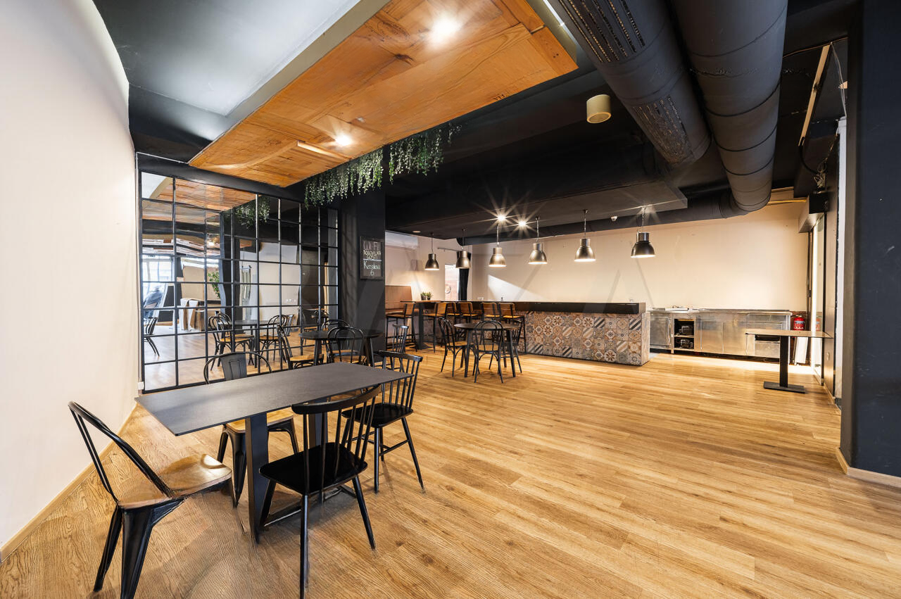 Офис в Любляне, Словения, 614 м² - фото 3