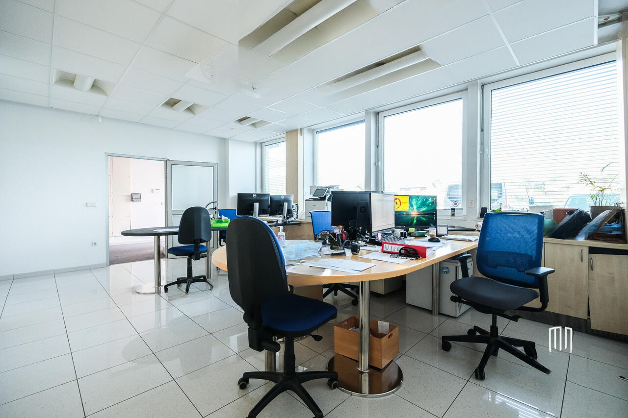 Офис в Любляне, Словения, 445 м² - фото 3