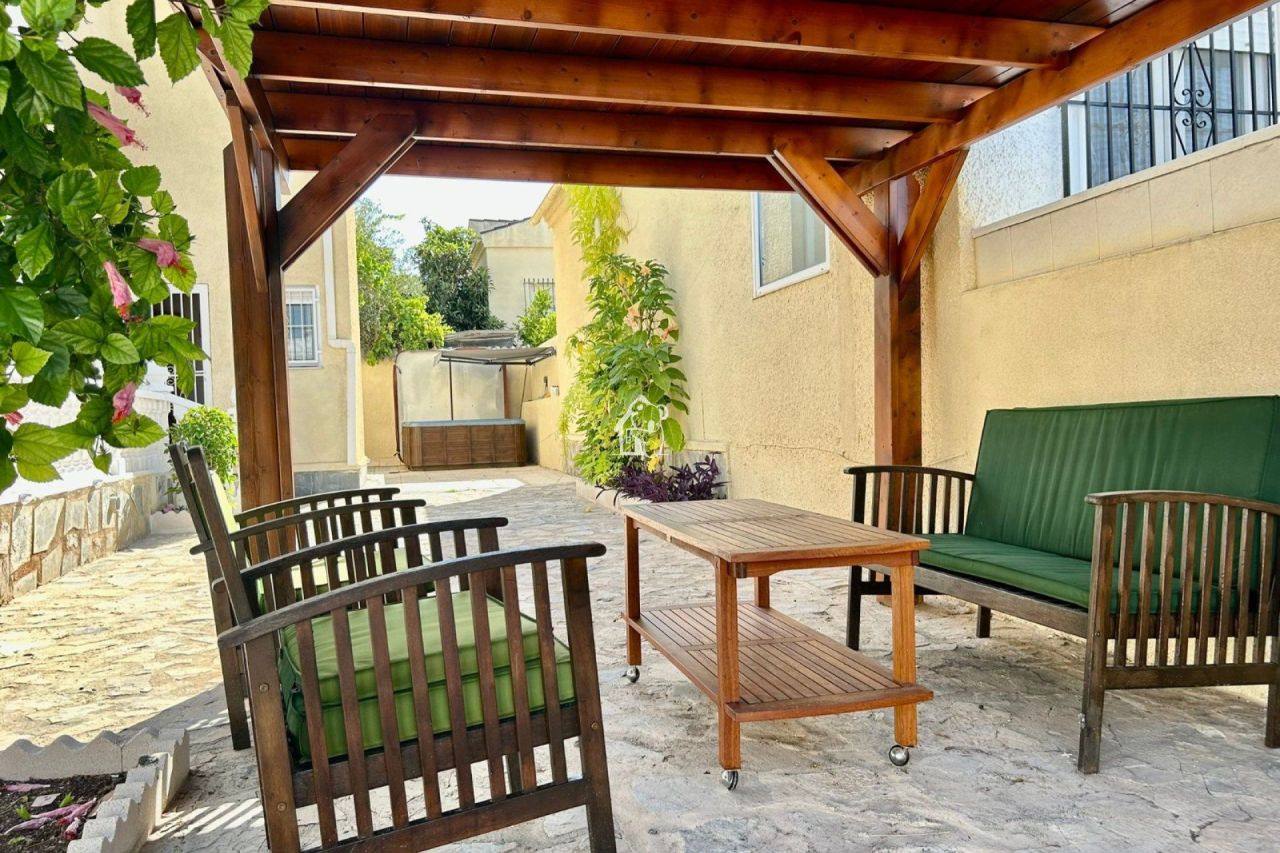 Шале в Торревьехе, Испания, 150 м² - фото 5