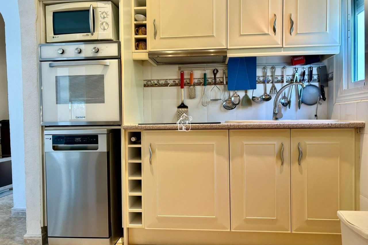 Шале в Торревьехе, Испания, 150 м² - фото 9