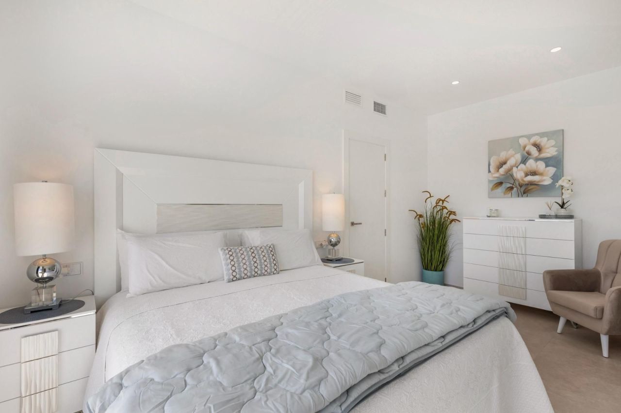 Вилла в Лос Алькасарес, Испания, 90 м² - фото 12