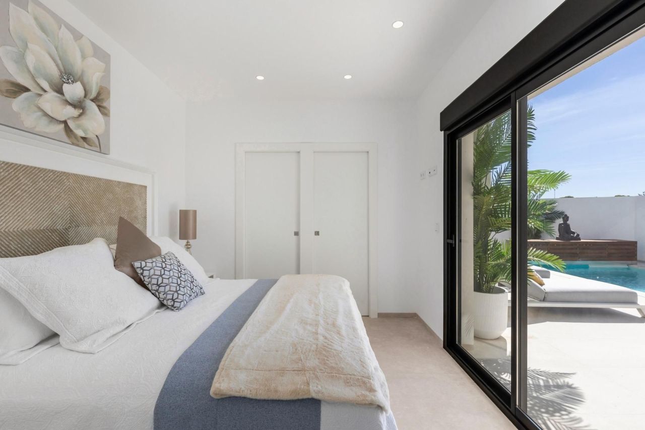 Вилла в Лос Алькасарес, Испания, 90 м² - фото 19