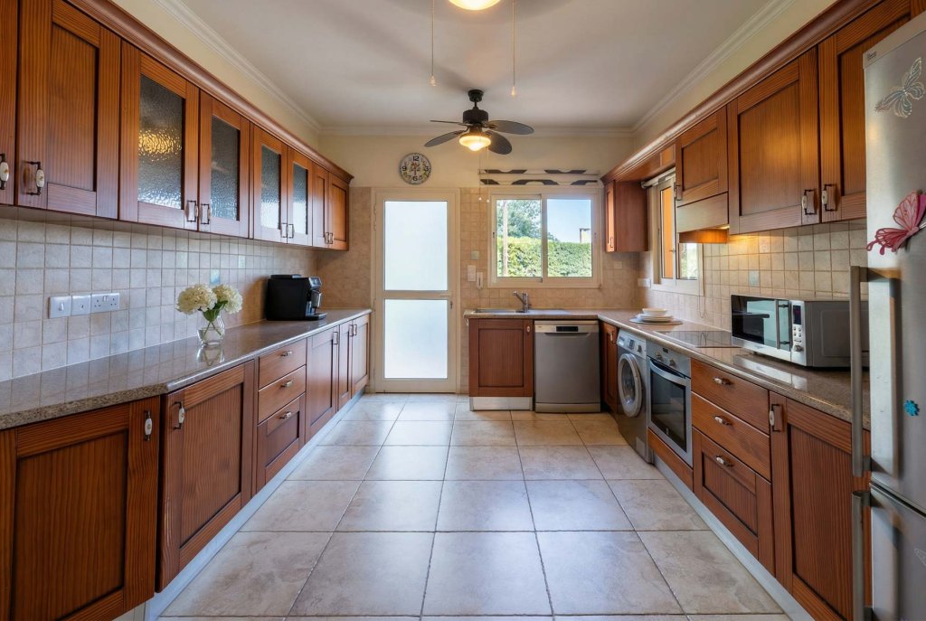 Квартира в Лимасоле, Кипр, 223 м² - фото 5