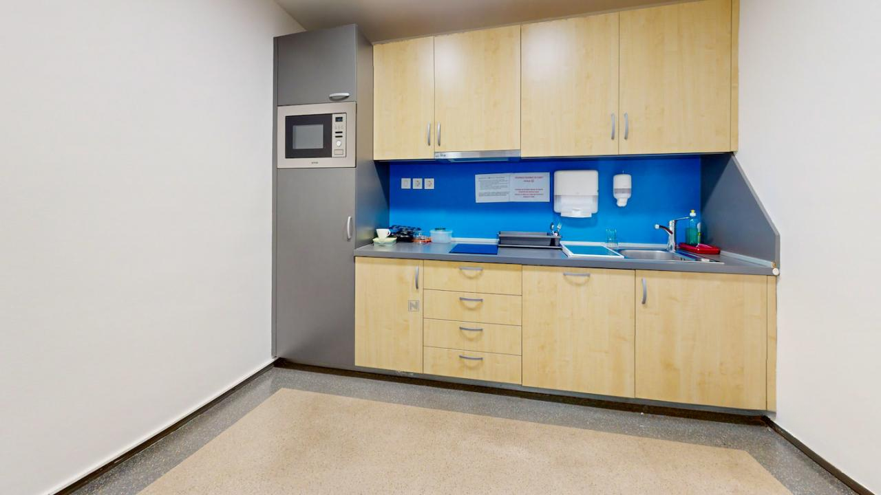 Офис в Любляне, Словения, 608 м² - фото 4