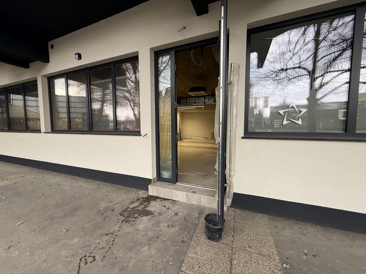 Офис в Любляне, Словения, 120 м² - фото 4