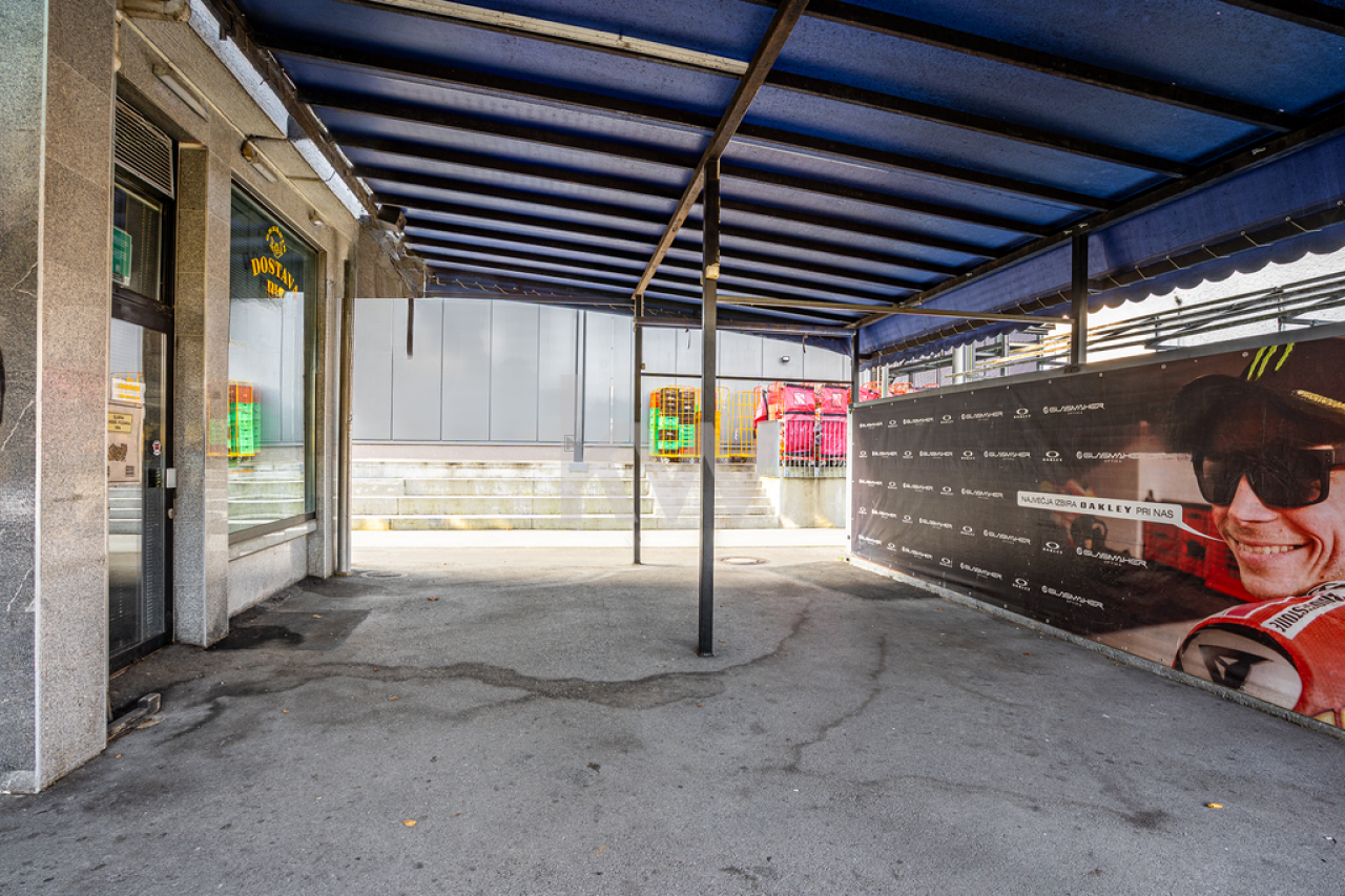 Офис в Любляне, Словения, 139 м² - фото 4