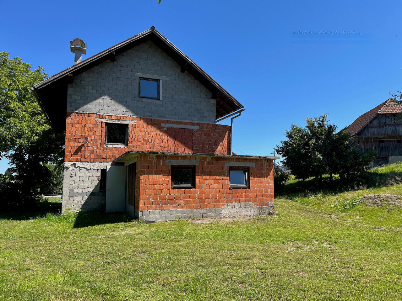 Ферма в Литие, Словения, 17 817 м² - фото 4