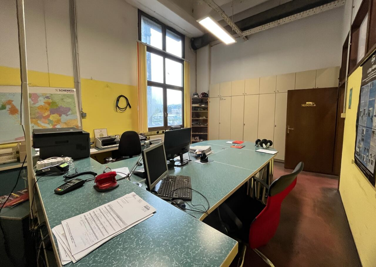 Офис в Любляне, Словения, 1 536 м² - фото 5