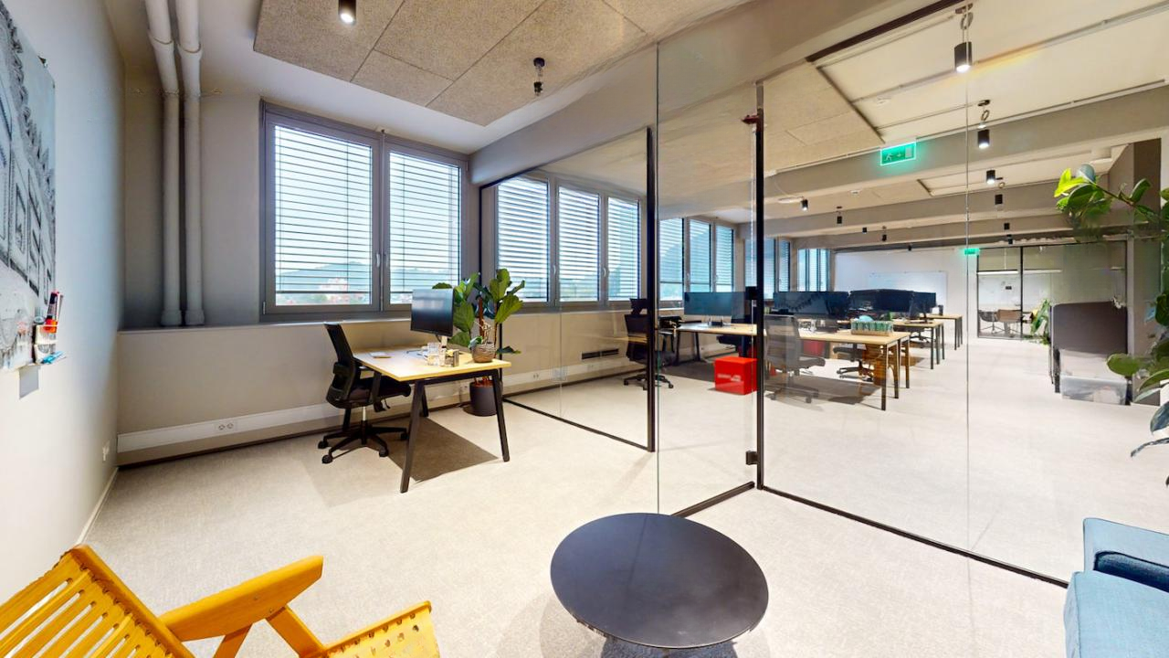 Офис в Любляне, Словения, 608 м² - фото 5