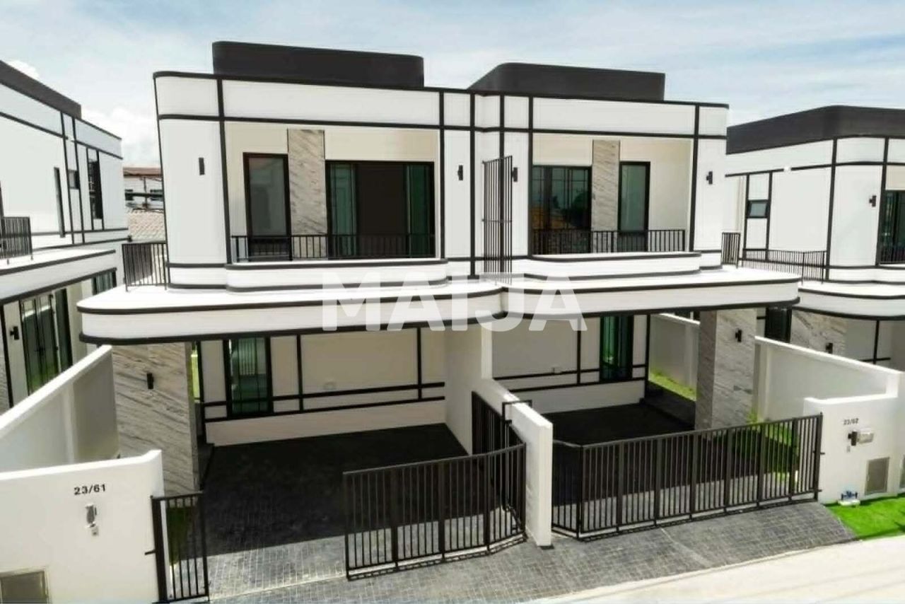 Дом в Паттайе, Таиланд, 209 м² - фото 1