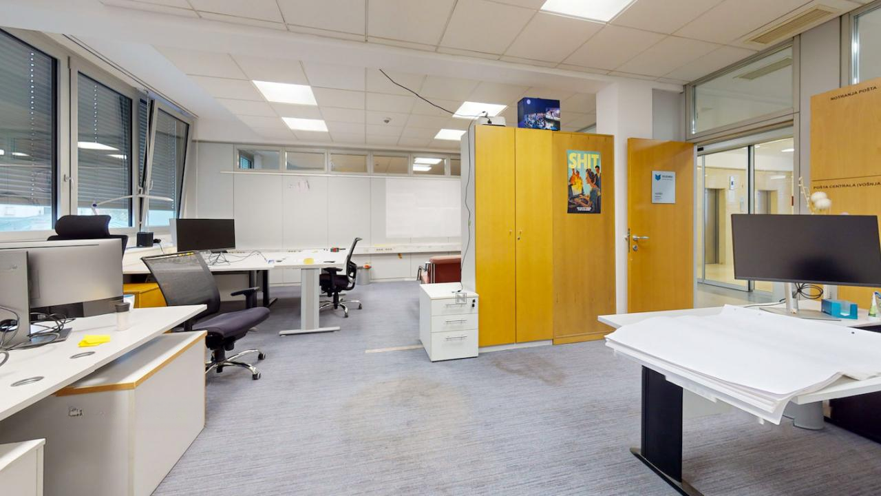Офис в Любляне, Словения, 608 м² - фото 5