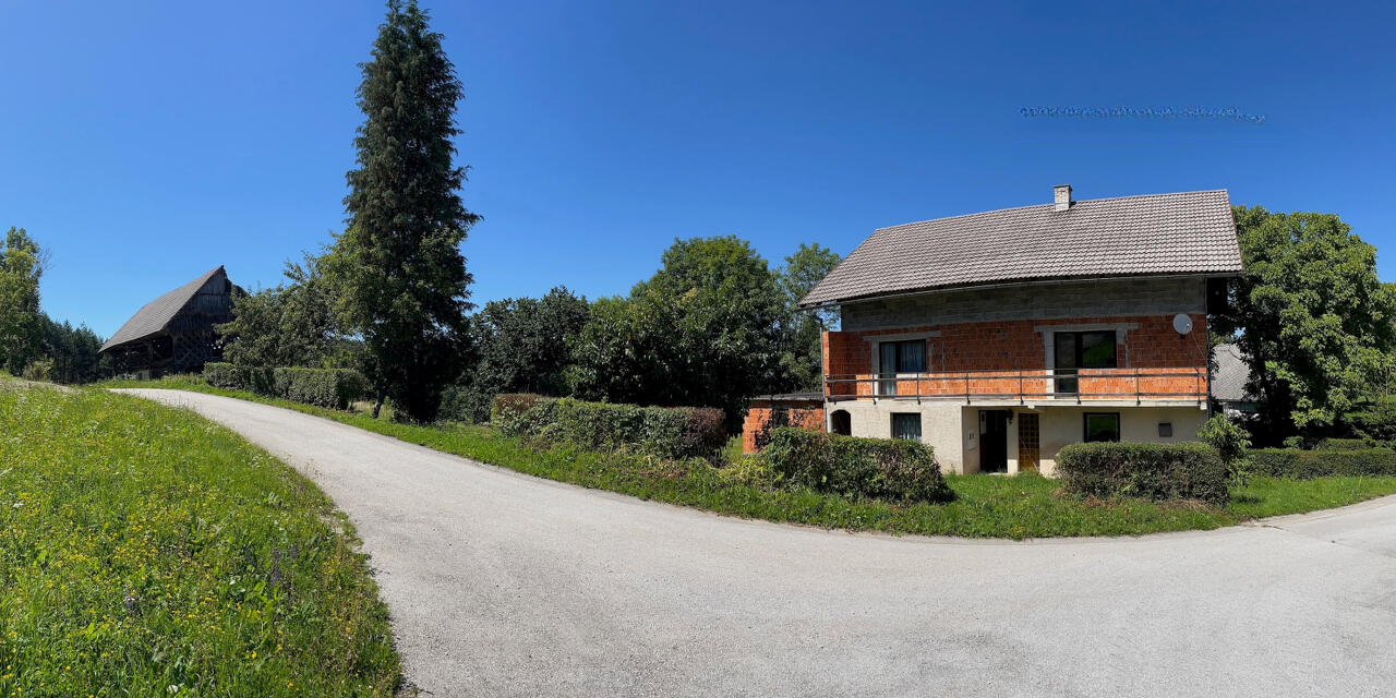 Ферма в Литие, Словения, 17 817 м² - фото 5