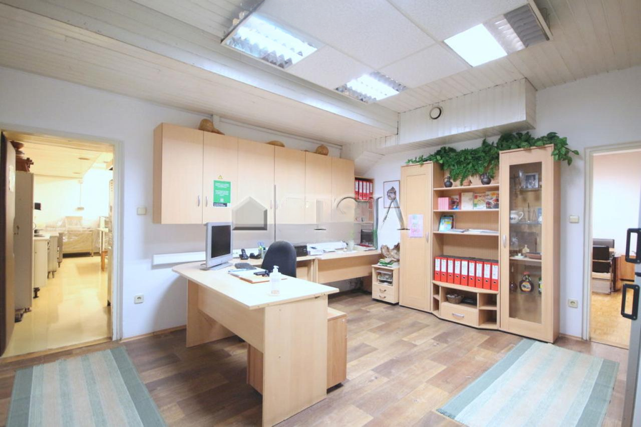 Офис в Любляне, Словения, 137 м² - фото 6