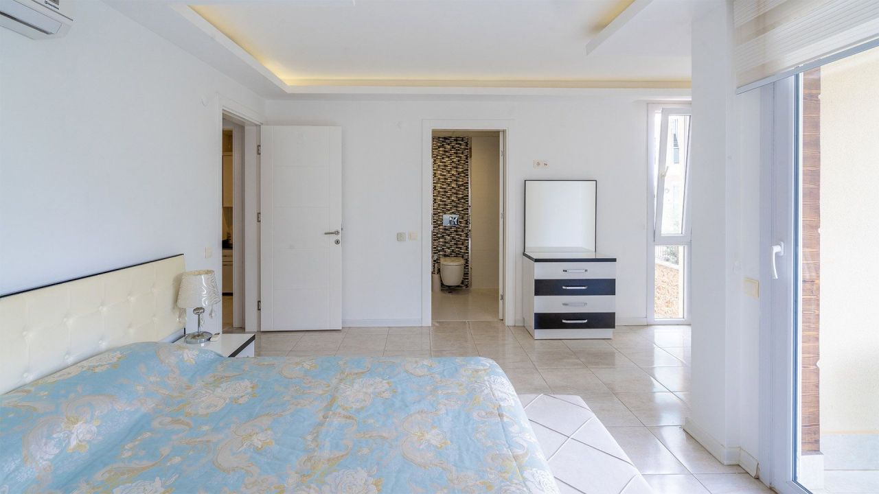 Апартаменты в Алании, Турция, 115 м² - фото 8