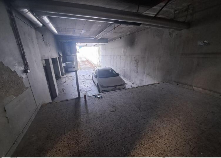 Офис в Любляне, Словения, 1 115 м² - фото 6