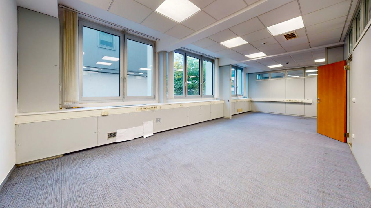 Офис в Любляне, Словения, 608 м² - фото 7