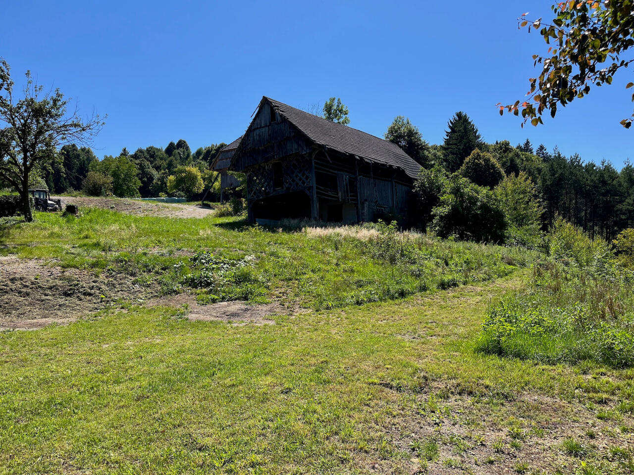 Ферма в Литие, Словения, 17 817 м² - фото 7