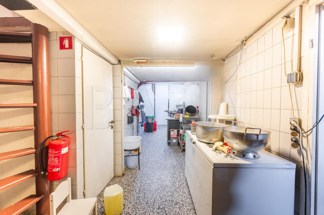 Офис в Любляне, Словения, 111 м² - фото 7