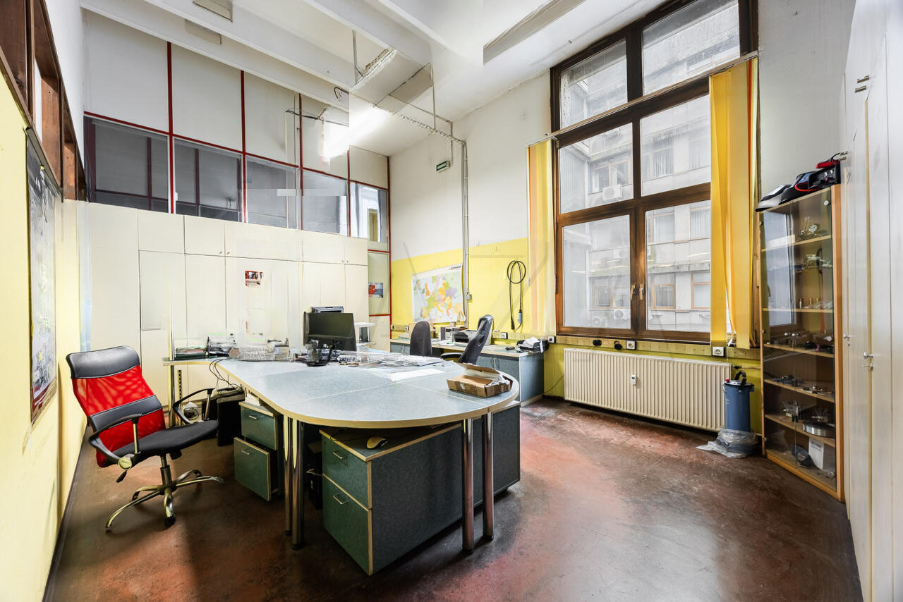 Офис в Любляне, Словения, 1 536 м² - фото 7