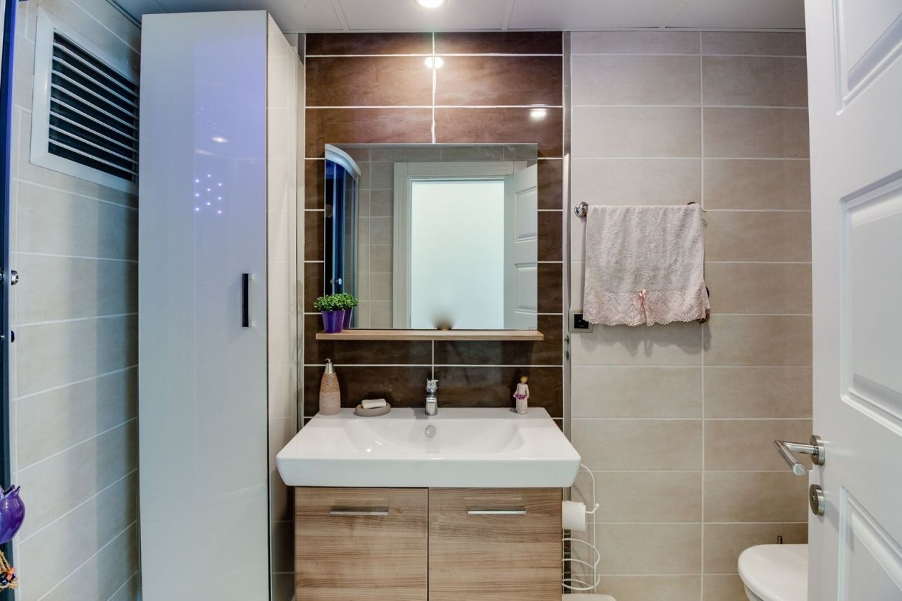 Квартира в Анталии, Турция, 200 м² - фото 13