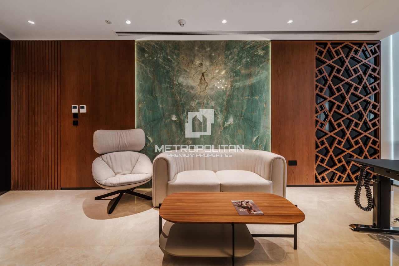 Офис в Дубае, ОАЭ, 904 м² - фото 5