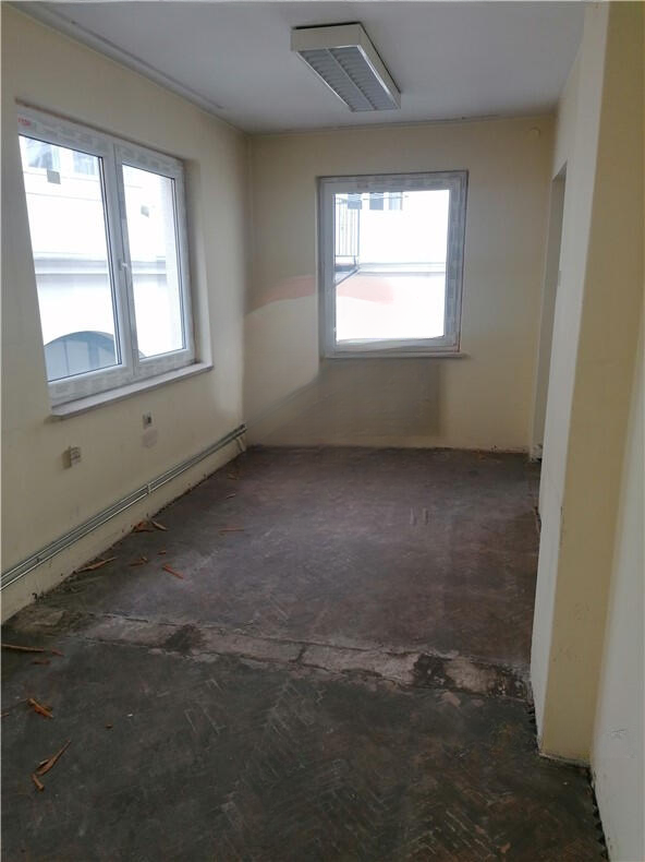 Офис в Любляне, Словения, 191 м² - фото 10