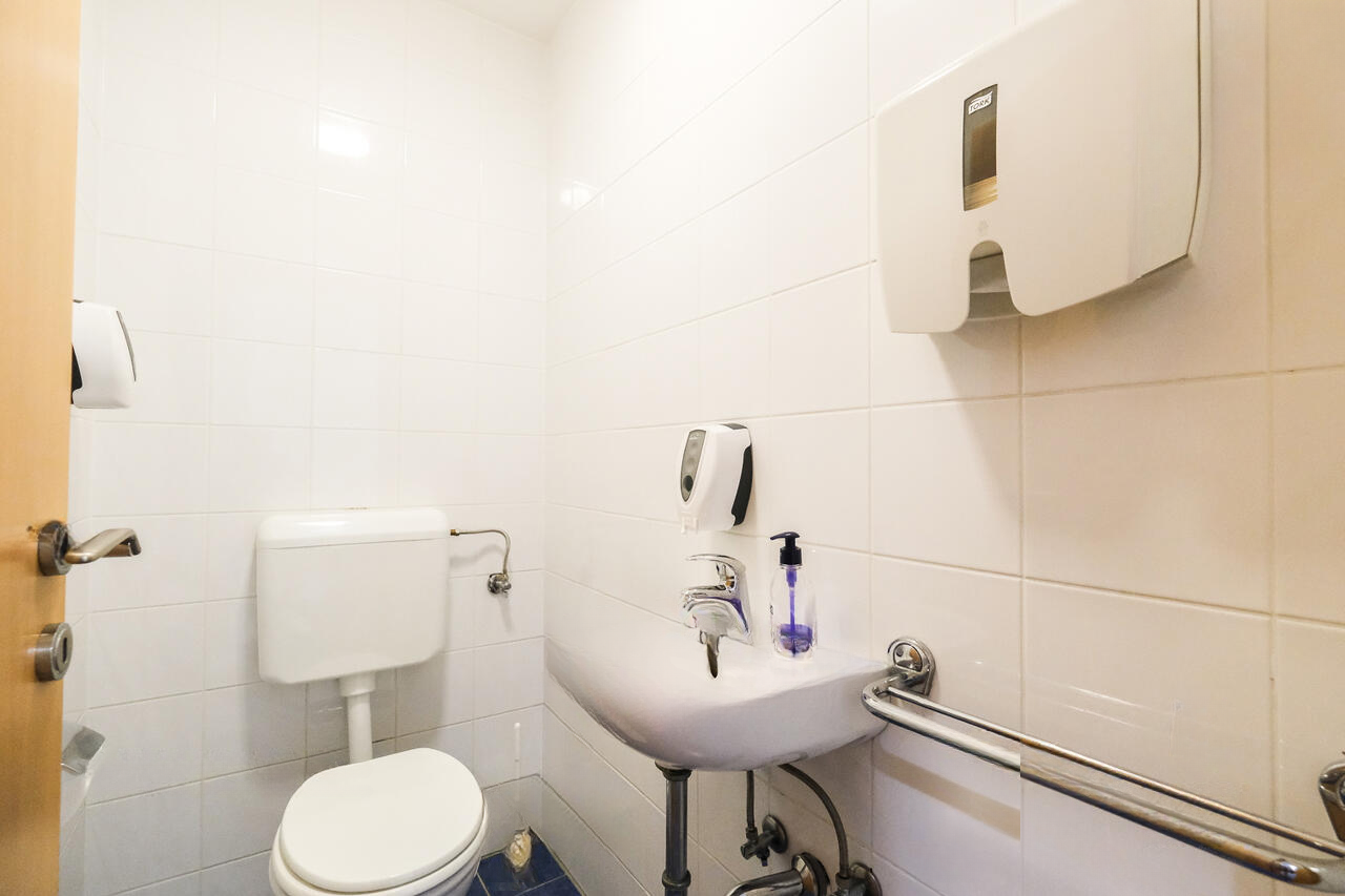 Офис в Любляне, Словения, 445 м² - фото 11