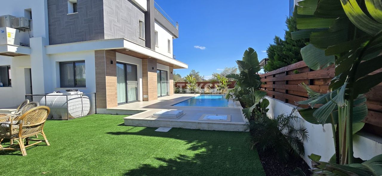 Вилла в Кирении, Кипр, 340 м² - фото 2