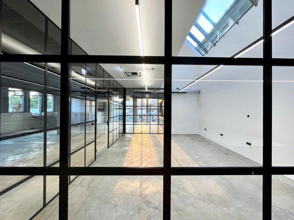 Офис в Любляне, Словения, 588 м² - фото 11