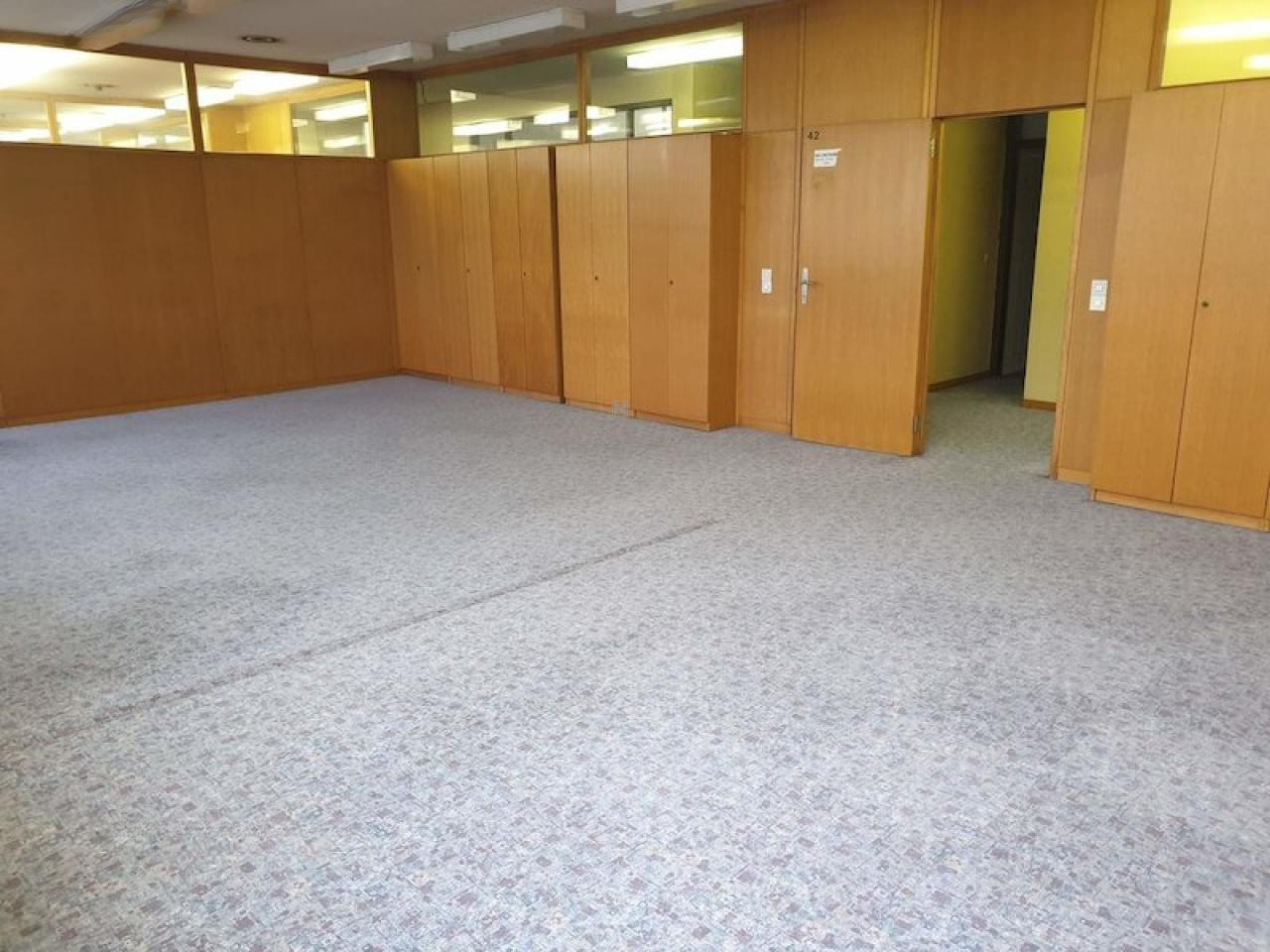 Офис в Любляне, Словения, 404 м² - фото 11