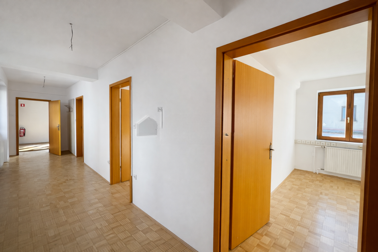 Офис в Любляне, Словения, 294 м² - фото 12