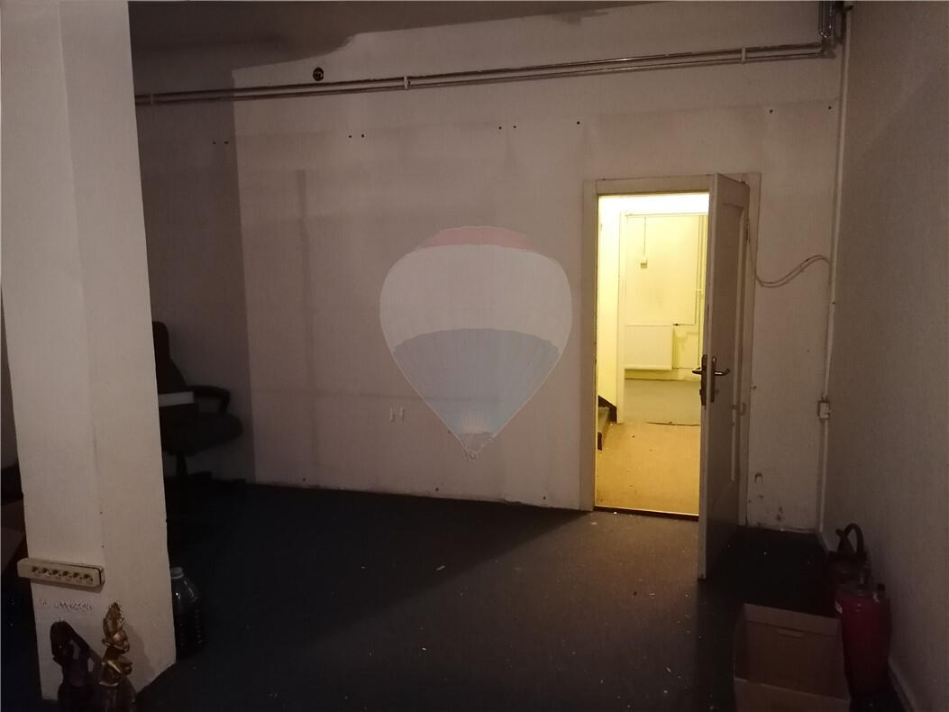 Офис в Любляне, Словения, 191 м² - фото 13