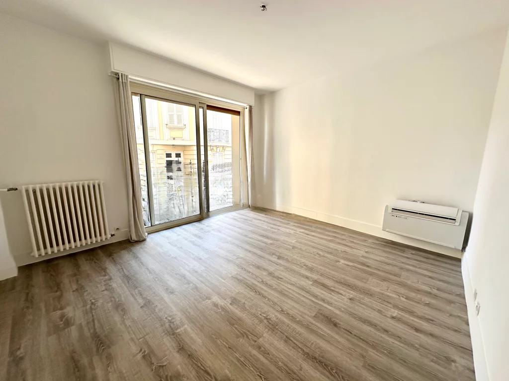 Квартира в Монегетти, Монако, 65 м² - фото 1