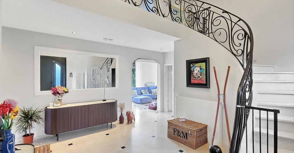 Квартира в Женеве, Швейцария, 400 м² - фото 2