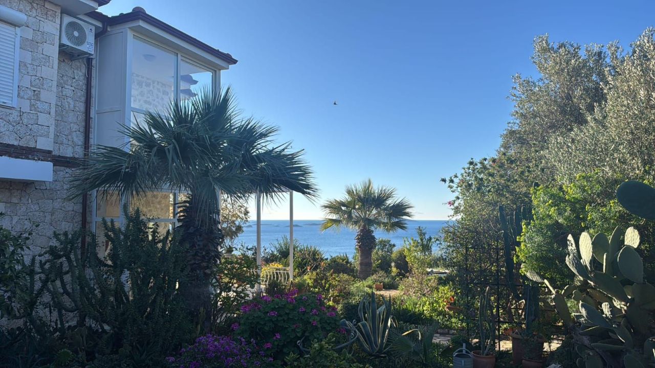 Вилла в Каше, Турция, 90 м² - фото 1