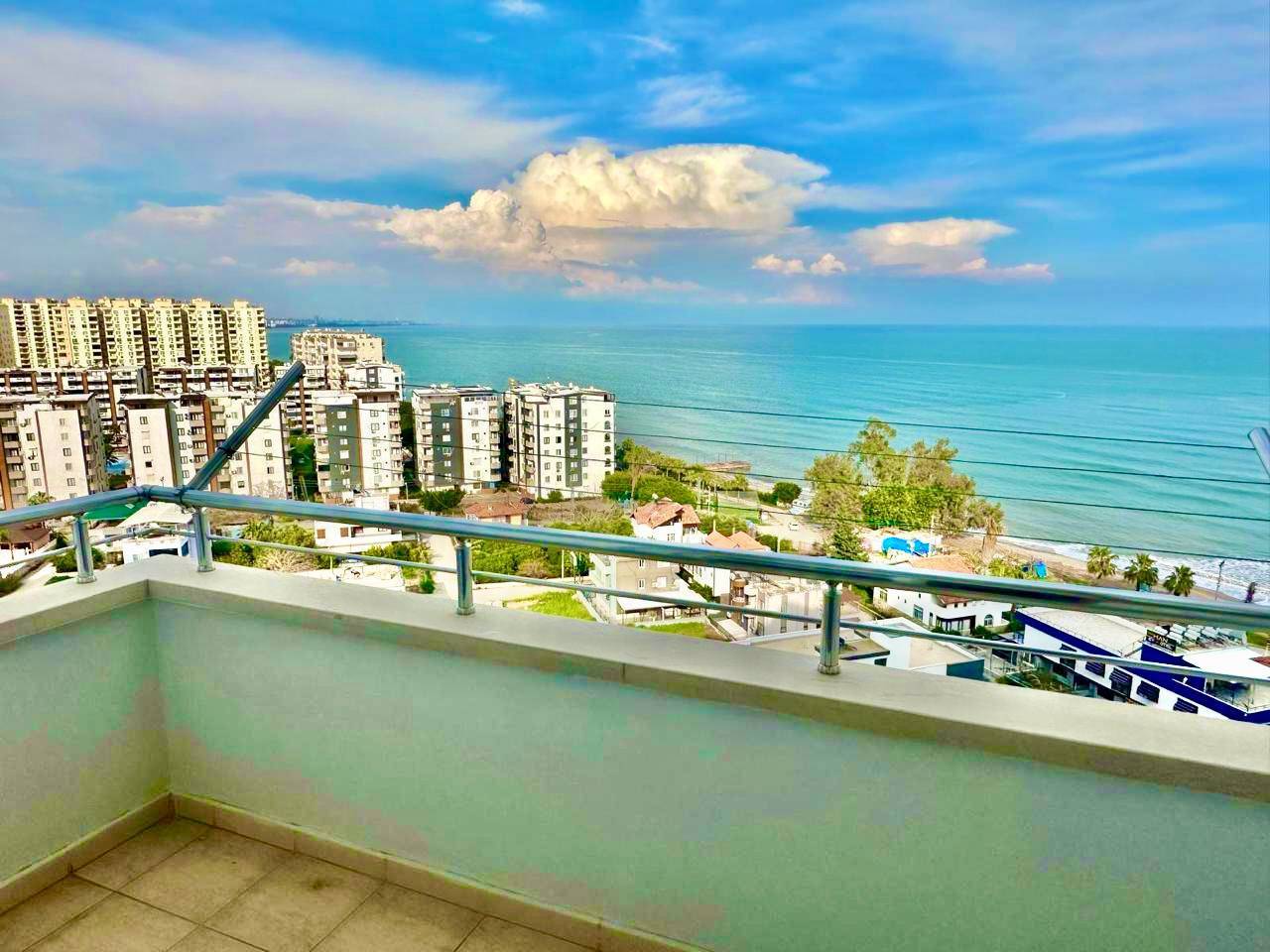 Квартира в Мерсине, Турция, 175 м² - фото 1