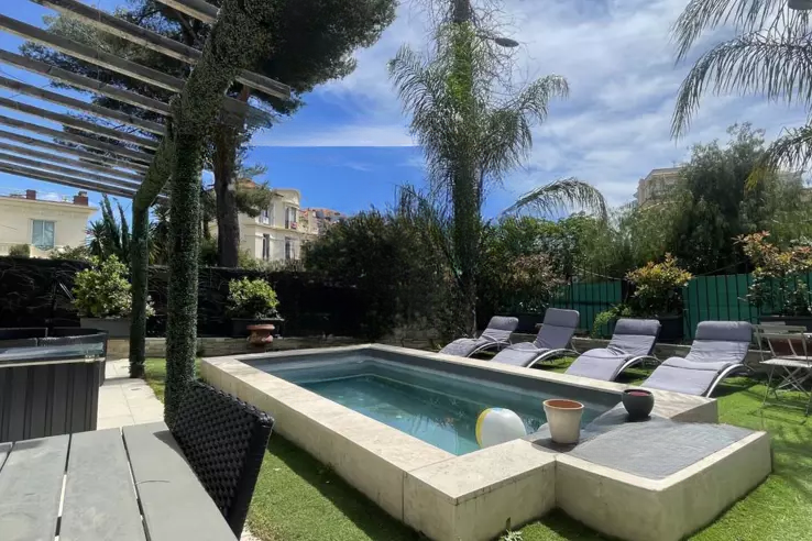 Квартира в Каннах, Франция, 208 м² - фото 1