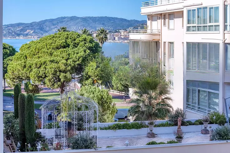 Квартира в Каннах, Франция, 72 м² - фото 1