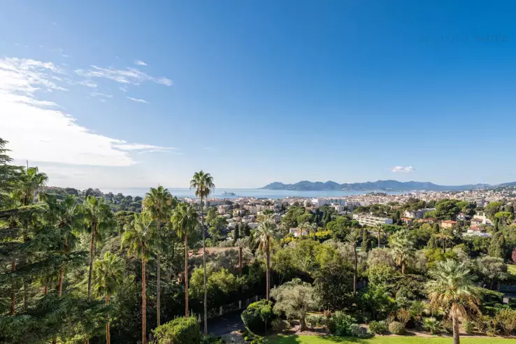 Квартира в Каннах, Франция, 74 м² - фото 1