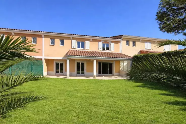 Квартира в Каннах, Франция, 118 м² - фото 1