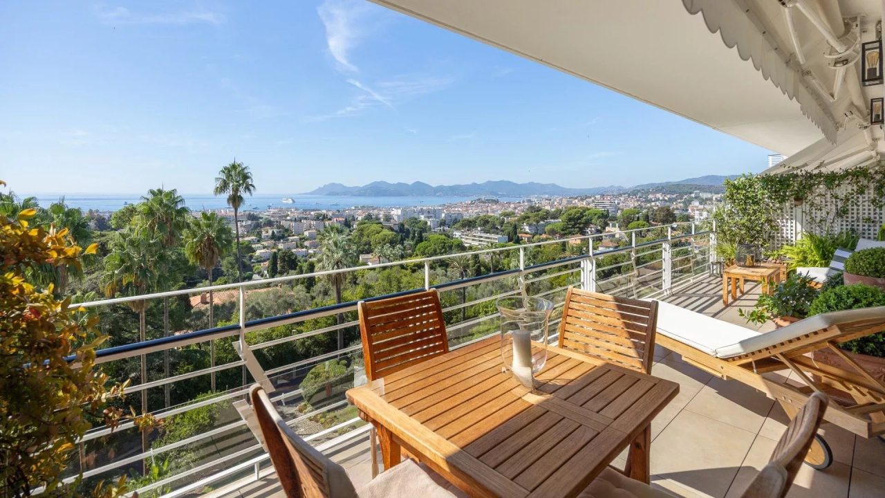 Квартира в Каннах, Франция, 79 м² - фото 1