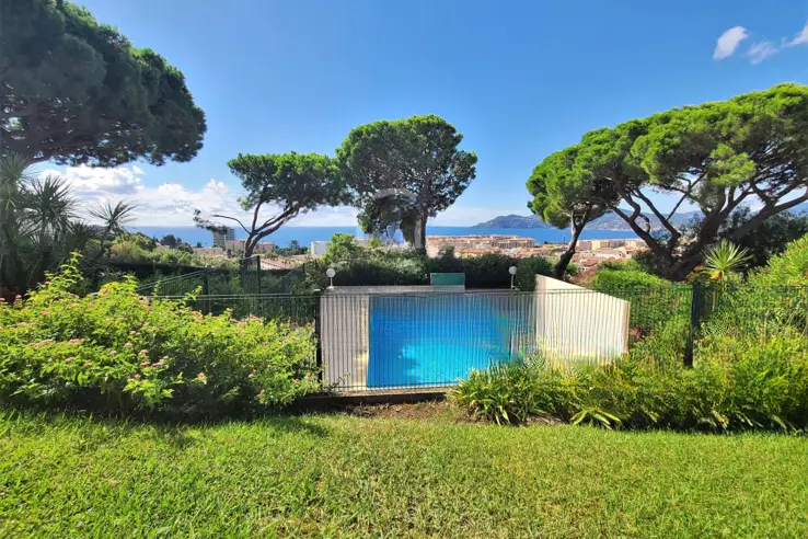 Квартира в Каннах, Франция, 27 м² - фото 1