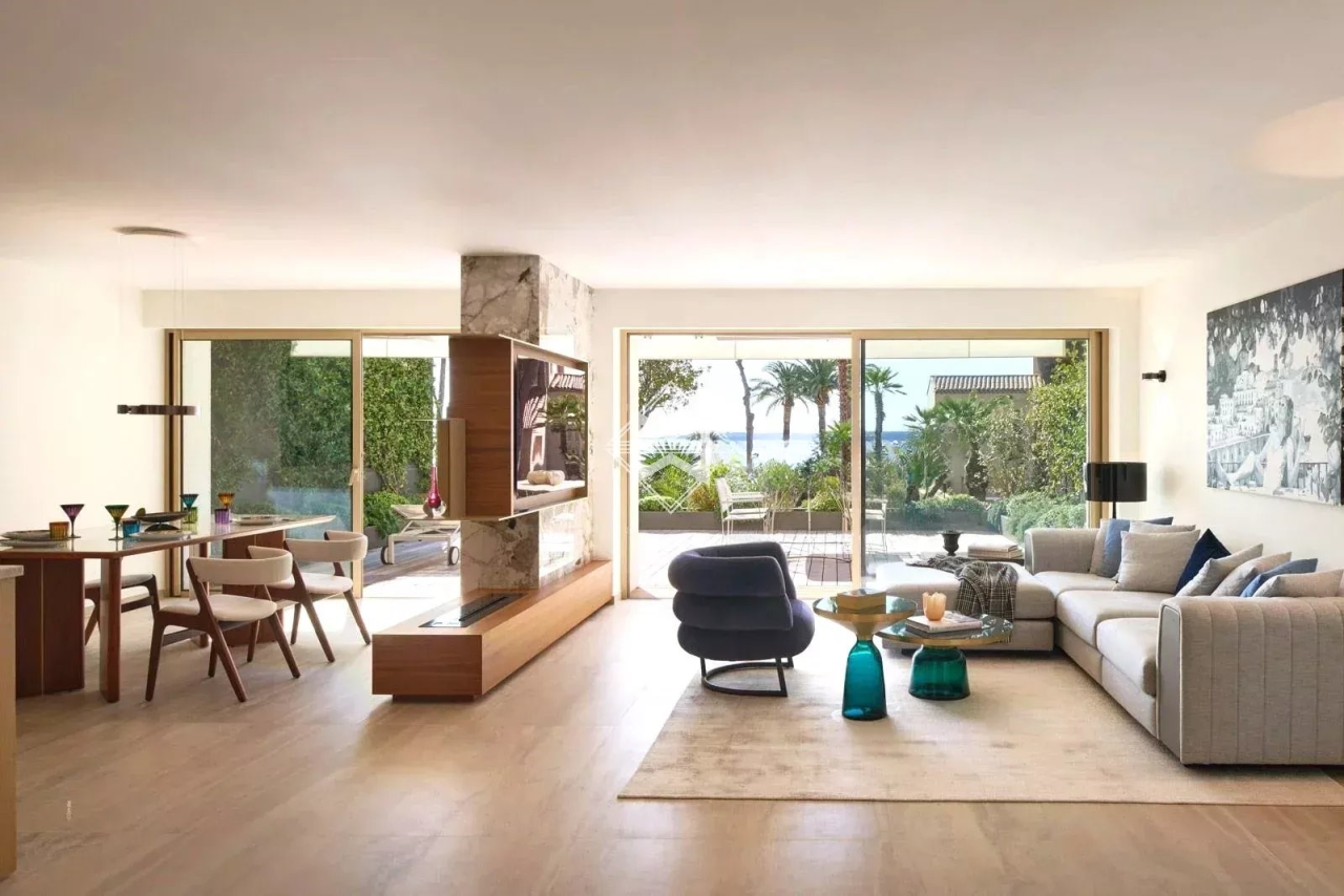 Квартира в Каннах, Франция, 105 м² - фото 1