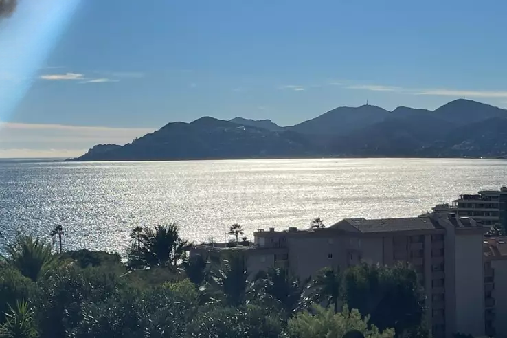 Квартира в Каннах, Франция, 52 м² - фото 1