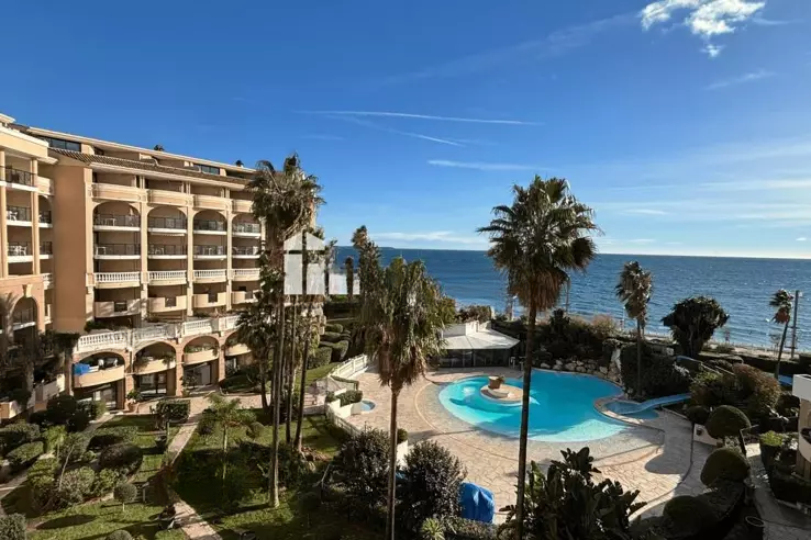 Квартира в Каннах, Франция, 38 м² - фото 1